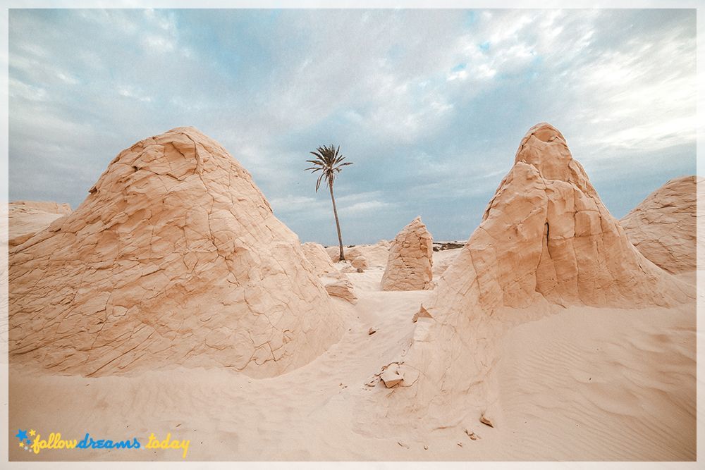 Fatnassa dunes in Tunisia